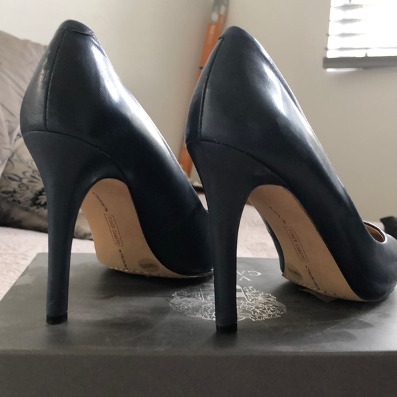 Vince Camputo high heels - Picture 4 of 4